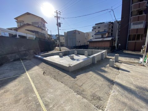 福岡市城南区南片江　コンテナハウス　新築基礎工事